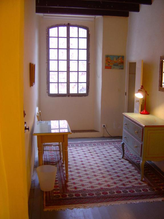 Belle De Nuit Bed and Breakfast Oppède Rum bild